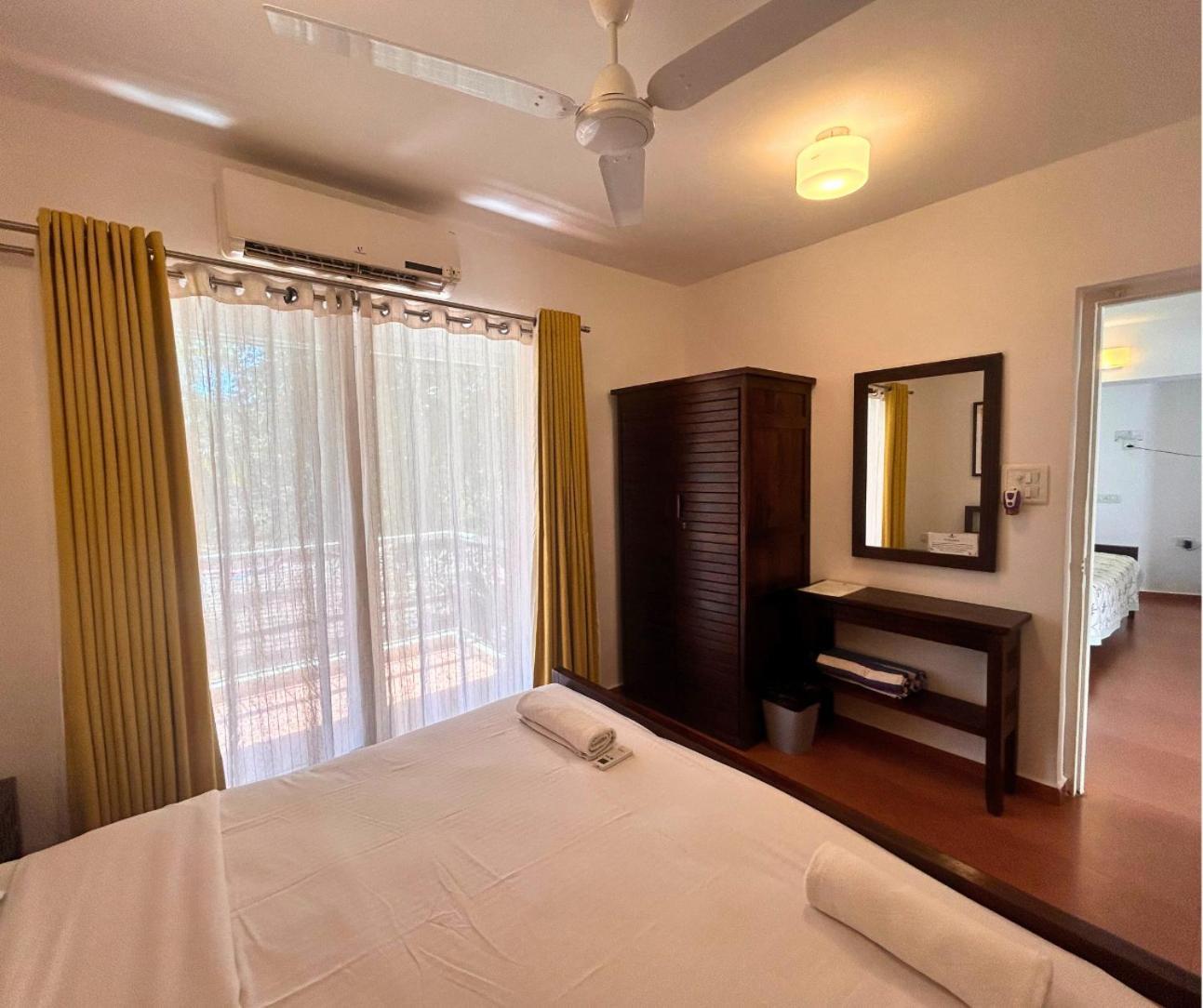 Jungle Hut-Annabelle'S Beach Apartments At Bernard Simao,Calangute,Goa كاندولِم المظهر الخارجي الصورة