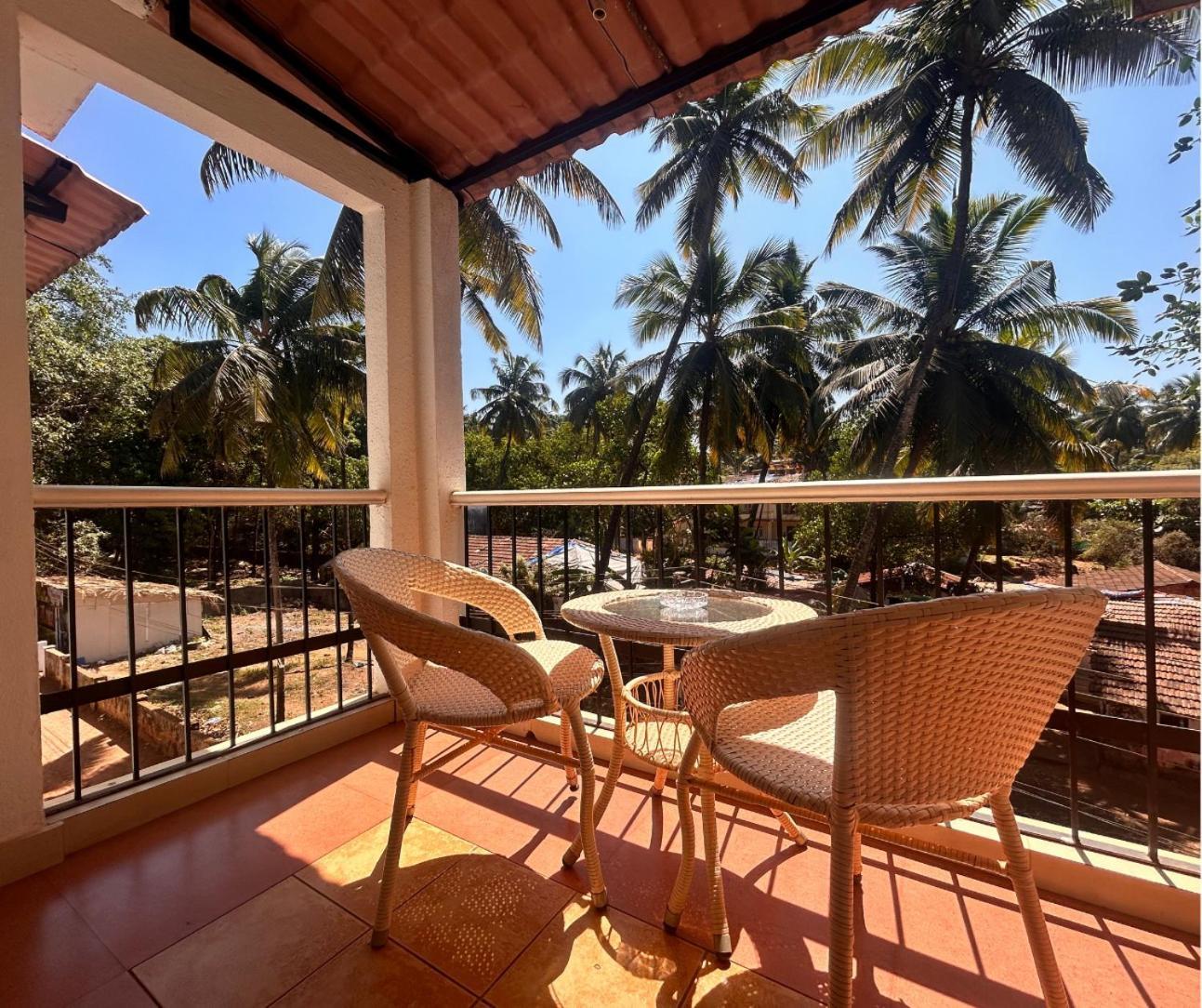 Jungle Hut-Annabelle'S Beach Apartments At Bernard Simao,Calangute,Goa كاندولِم المظهر الخارجي الصورة
