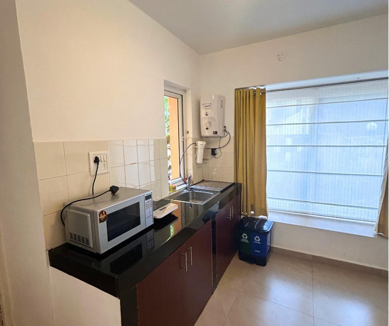 Jungle Hut-Annabelle'S Beach Apartments At Bernard Simao,Calangute,Goa كاندولِم المظهر الخارجي الصورة
